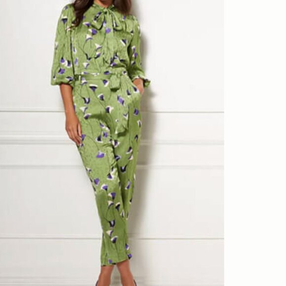 EVA MENDES by NY & CO NWT Isabella Blouse and Floral Green Pant Setsize Medium